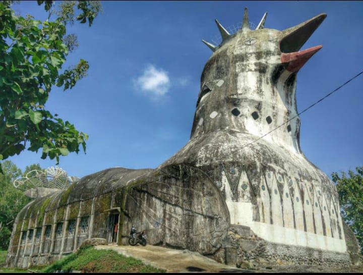 Paket Wisata 10